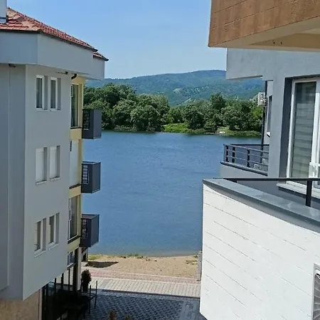 Azzurro Srebrno Jezero Apartament